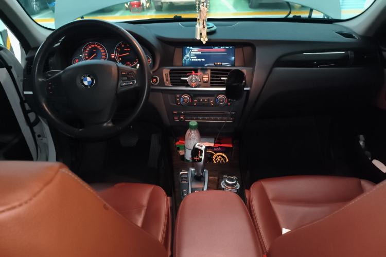 Used BMW X3 2013 xDrive20i Luxury Edition Center Console