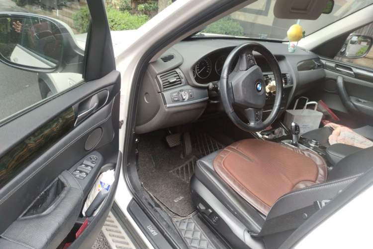 Used BMW X3 2013 xDrive20i Luxury Edition Driver Seat