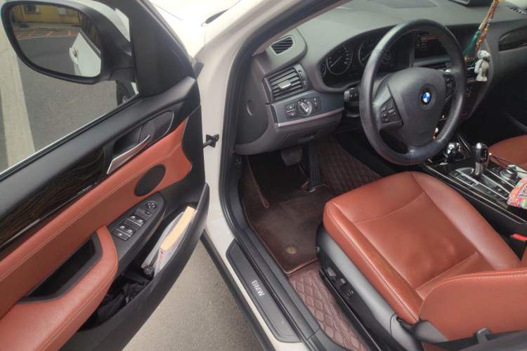 Used BMW X3 2013 xDrive20i Luxury Edition Driver Seat