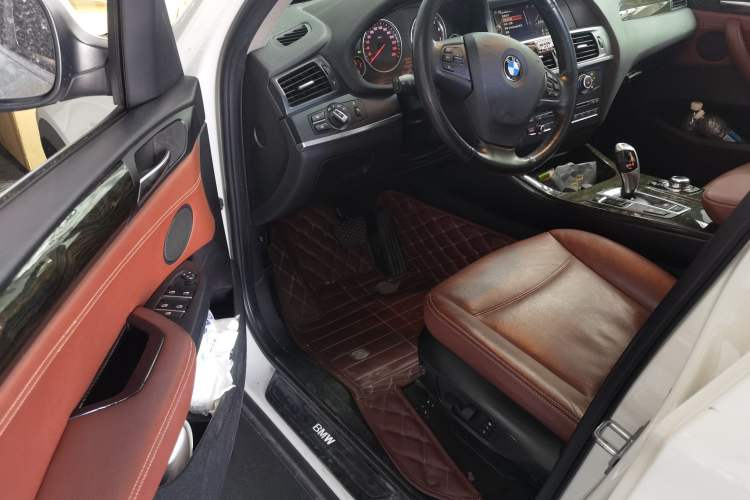 Used BMW X3  Driver Seat