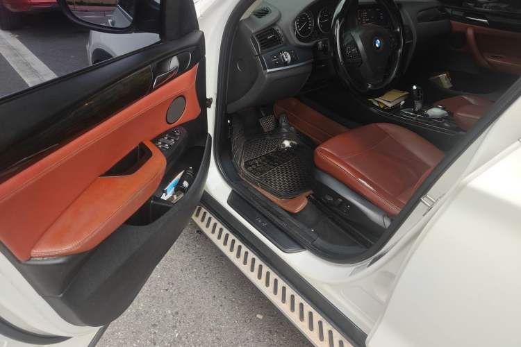 Used BMW X3 2013 xDrive20i Luxury Edition Driver Seat