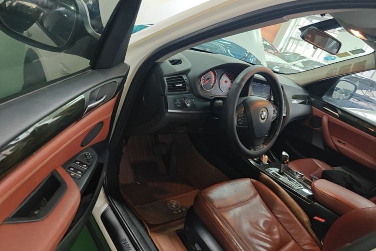 Used BMW X3 2013 Facelifted xDrive20i Luxury Edition Driver Seat