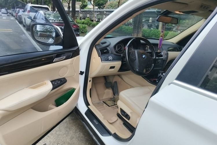 Used BMW X3 2013 xDrive20i Luxury Edition Driver Seat