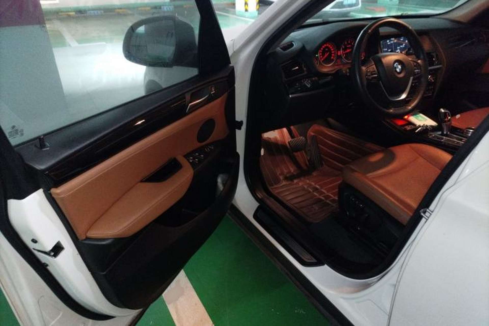 Used BMW X3 2013 Facelifted xDrive20i Luxury Edition Driver Seat