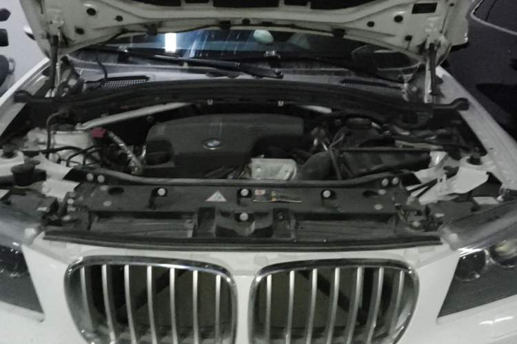 Used BMW X3 2013 Restyled xDrive28i Leading Edition Engine Bay