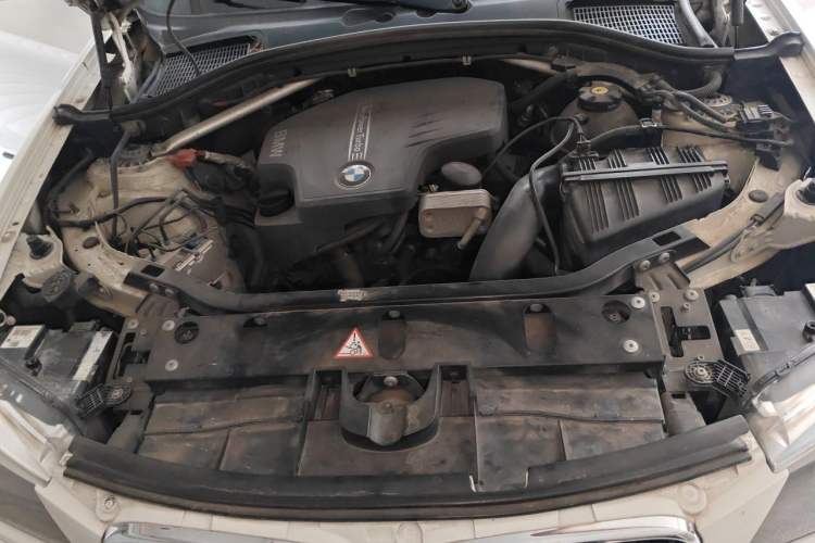 Used BMW X3 2013 Facelifted xDrive20i Luxury Edition Engine Bay
