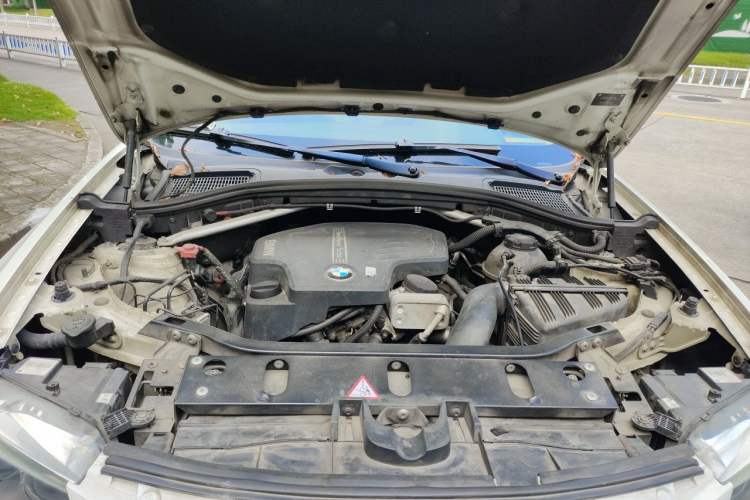 Used BMW X3 2013 xDrive20i Luxury Edition Engine Bay