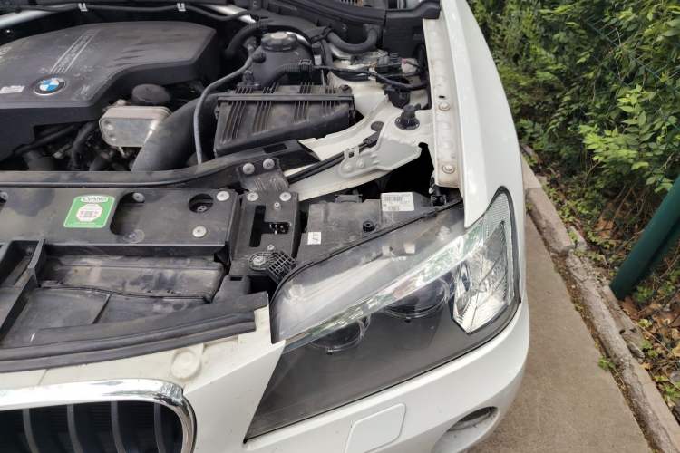 Used BMW X3 2013 Facelifted xDrive20i Luxury Edition Engine Bay Left