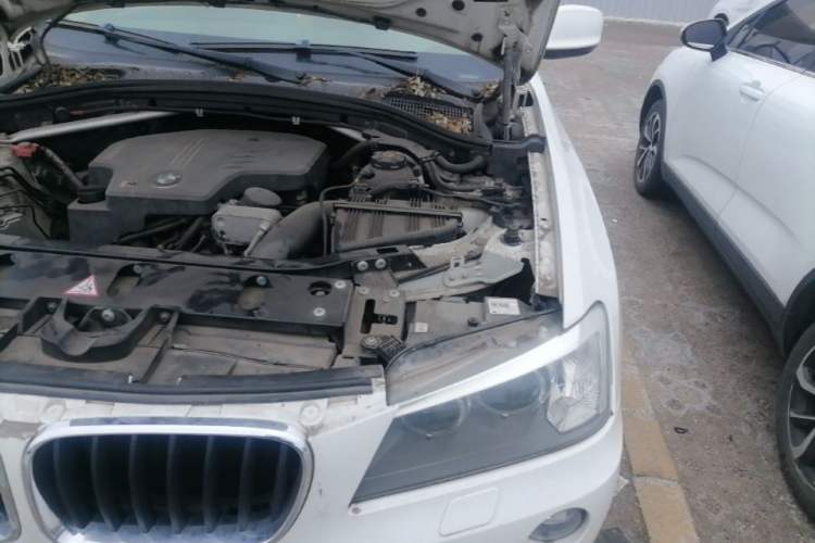 Used BMW X3 2013 xDrive20i Luxury Edition Engine Bay Left