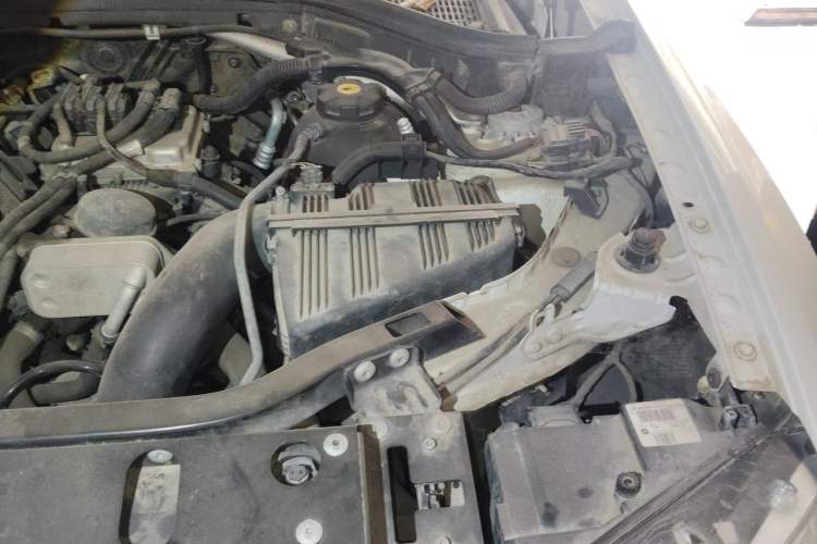 Used BMW X3 2013 Facelifted xDrive20i Luxury Edition Engine Bay Left