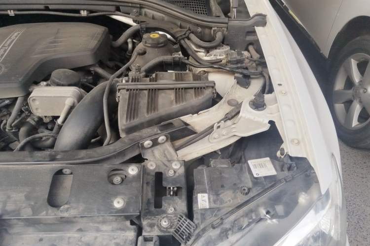 Used BMW X3  Engine Bay Left