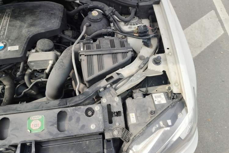 Used BMW X3 2013 Facelifted xDrive20i Luxury Edition Engine Bay Left