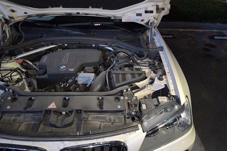 Used BMW X3 2013 xDrive20i Luxury Edition Engine Bay Left