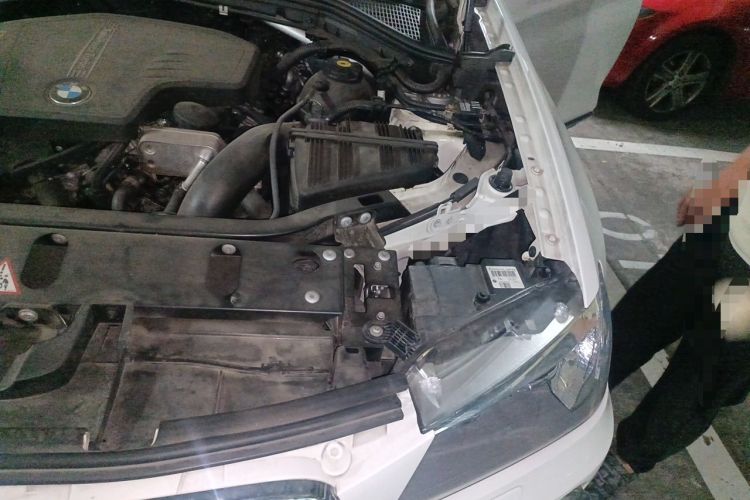 Used BMW X3 2013 Facelifted xDrive20i Luxury Edition Engine Bay Left