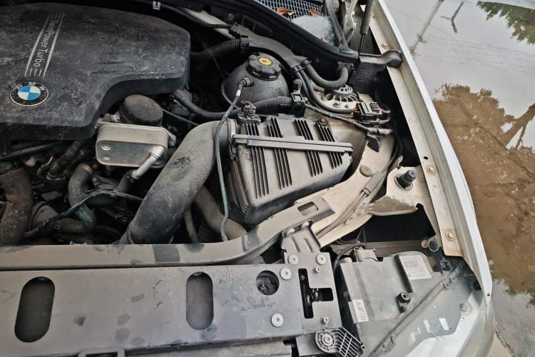 Used BMW X3 2013 xDrive28i Leading Model Engine Bay Left