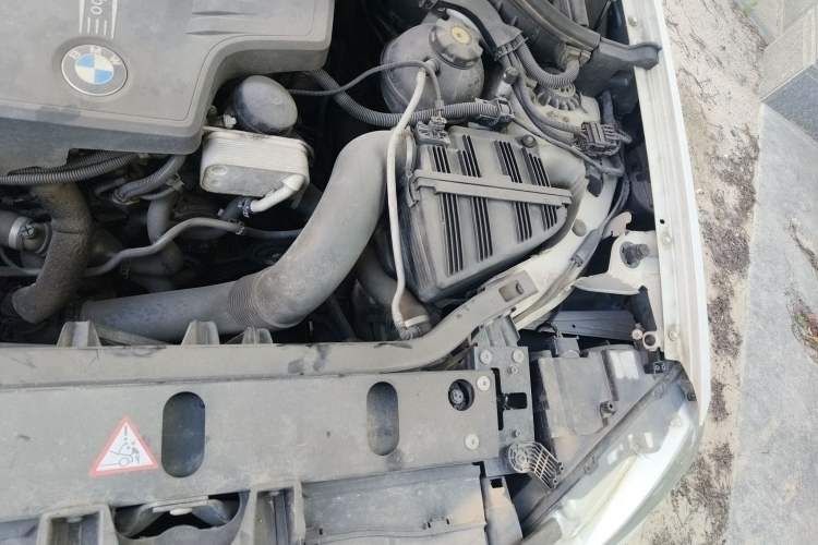 Used BMW X3 2013 xDrive20i Luxury Edition Engine Bay Left