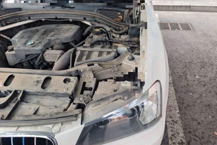 Used BMW X3 2013 xDrive20i Luxury Edition Engine Bay Left