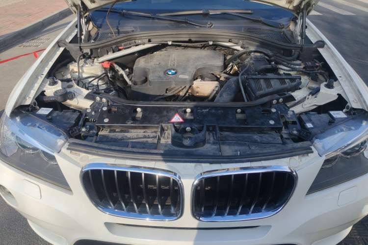 Used BMW X3 2013 xDrive20i Luxury Edition Engine Bay