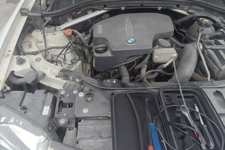 Used BMW X3 2013 xDrive20i Luxury Edition Engine Bay Right
