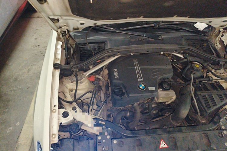 Used BMW X3 2013 Facelifted xDrive20i Luxury Edition Engine Bay Right