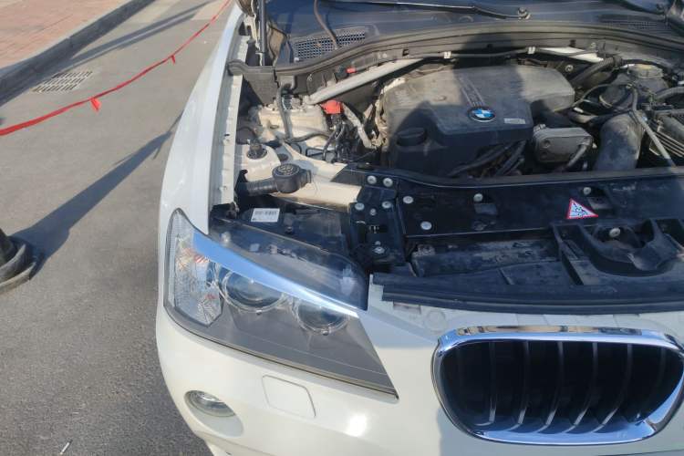 Used BMW X3 2013 xDrive20i Luxury Edition Engine Bay Right