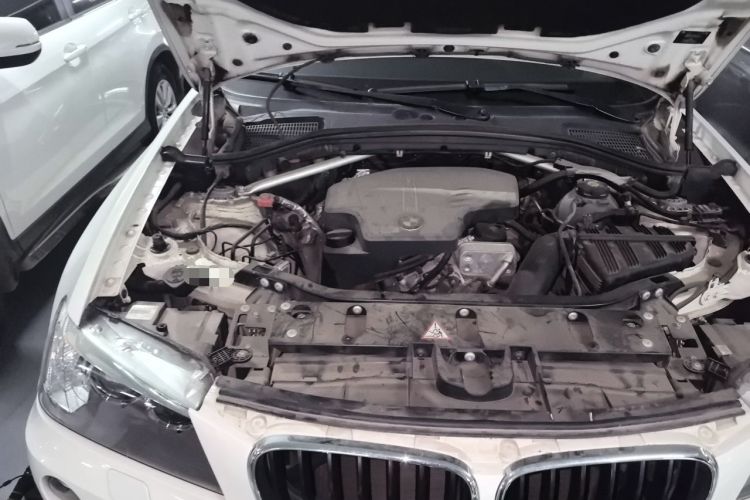 Used BMW X3 2013 xDrive20i Luxury Edition Engine Bay Right