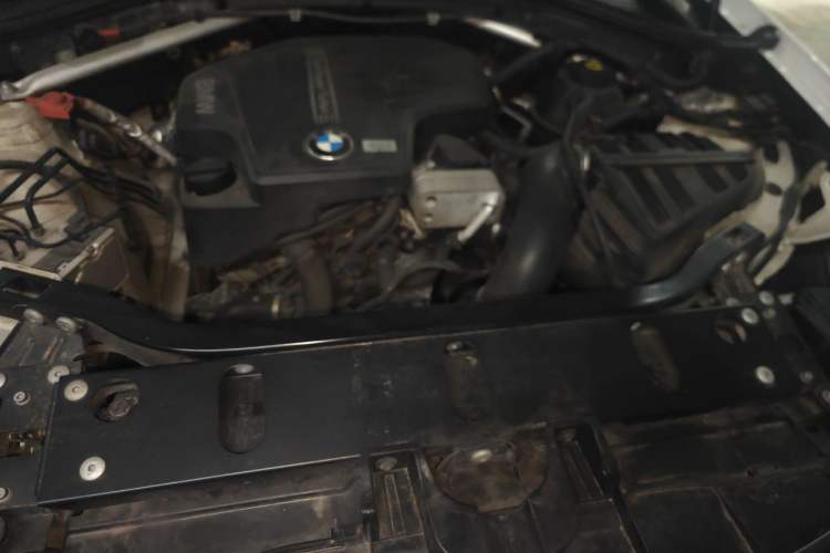 Used BMW X3 2013 Facelifted xDrive20i Luxury Edition Engine Bay
