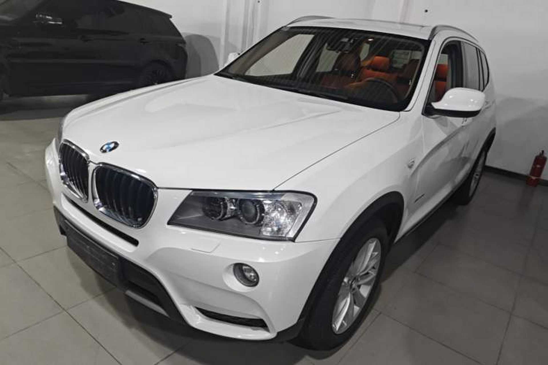 Used BMW X3 2013 Facelifted xDrive20i Luxury Edition Front Left 45 Deg