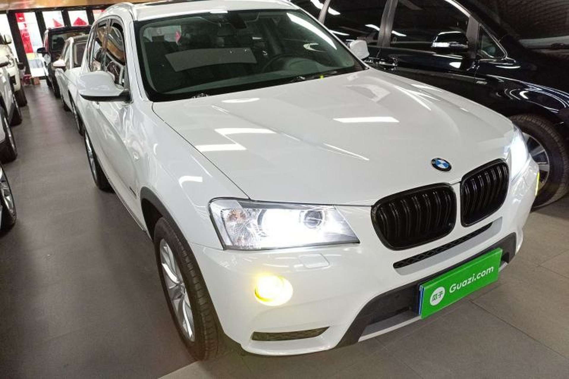 Used BMW X3 2013 Facelifted xDrive20i Luxury Edition Front Right 45 Deg