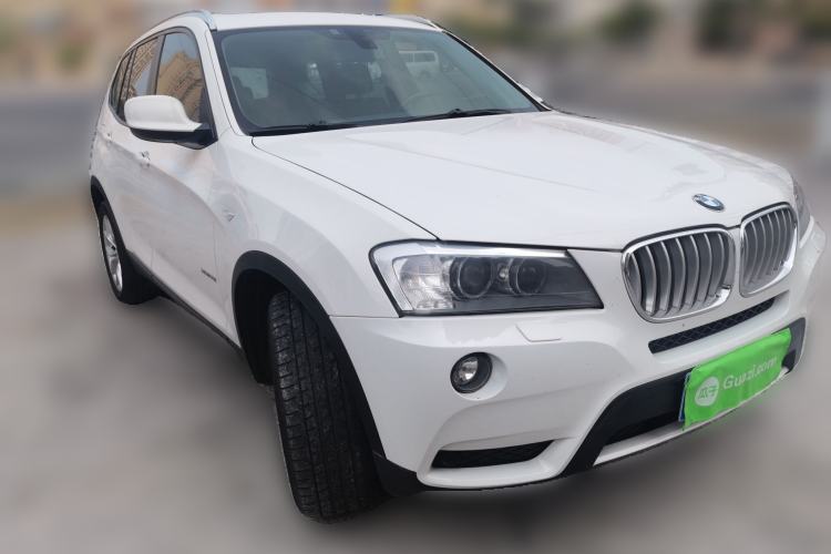 Used BMW X3 2013 xDrive28i Leading Model Front Right 45 Deg