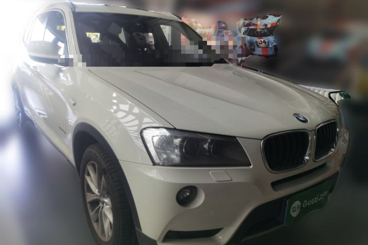 Used BMW X3  Front Right 45 Deg