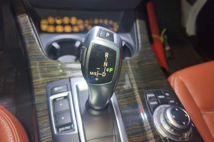 Used BMW X3 2013 xDrive20i Luxury Edition Gear Lever