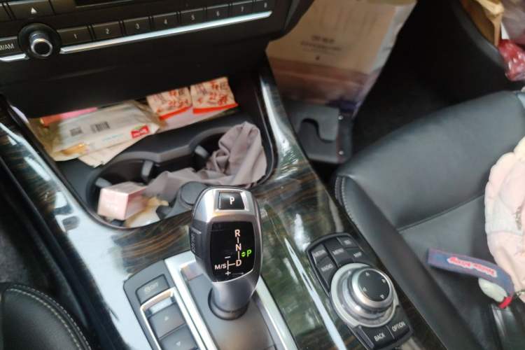 Used BMW X3 2013 xDrive20i Luxury Edition Gear Lever