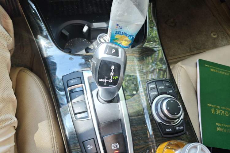 Used BMW X3 2013 xDrive20i Luxury Edition Gear Lever
