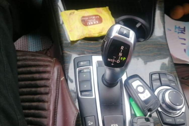 Used BMW X3 2013 xDrive20i Luxury Edition Gear Lever