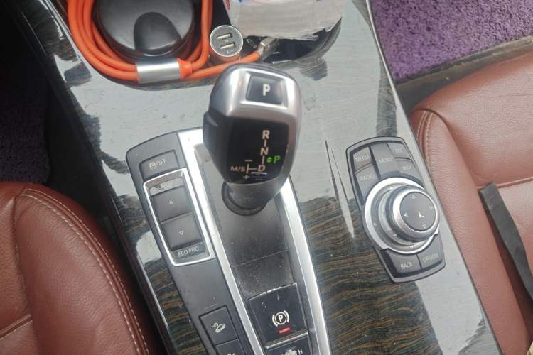 Used BMW X3 2013 xDrive20i Luxury Edition Gear Lever