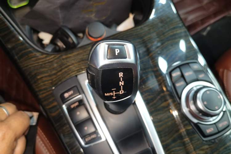 Used BMW X3  Gear Lever
