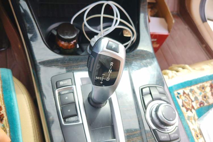 Used BMW X3 2013 Facelifted xDrive20i Luxury Edition Gear Lever