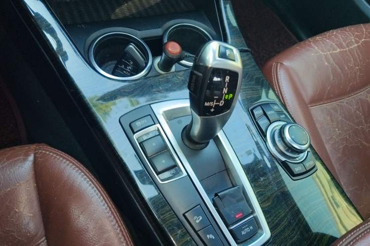 Used BMW X3 2013 xDrive20i Luxury Edition Gear Lever