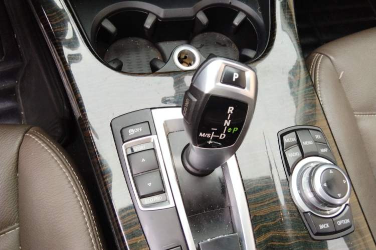 Used BMW X3 2013 xDrive28i Luxury Model Gear Lever