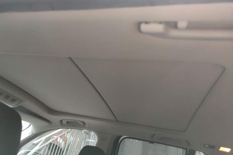 Used BMW X3 2013 xDrive20i Luxury Edition Headliner
