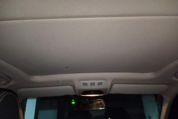 Used BMW X3 2013 Facelifted xDrive20i Luxury Edition Headliner