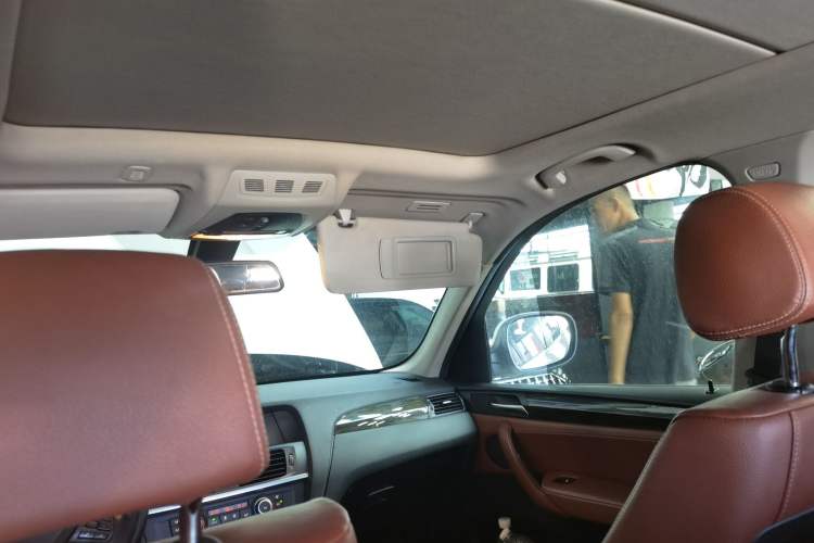 Used BMW X3  Headliner