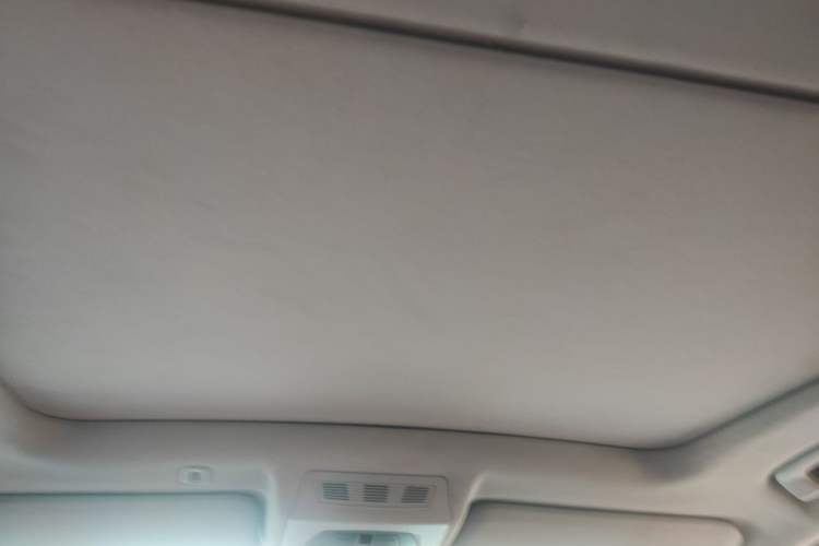 Used BMW X3 2013 xDrive20i Luxury Edition Headliner