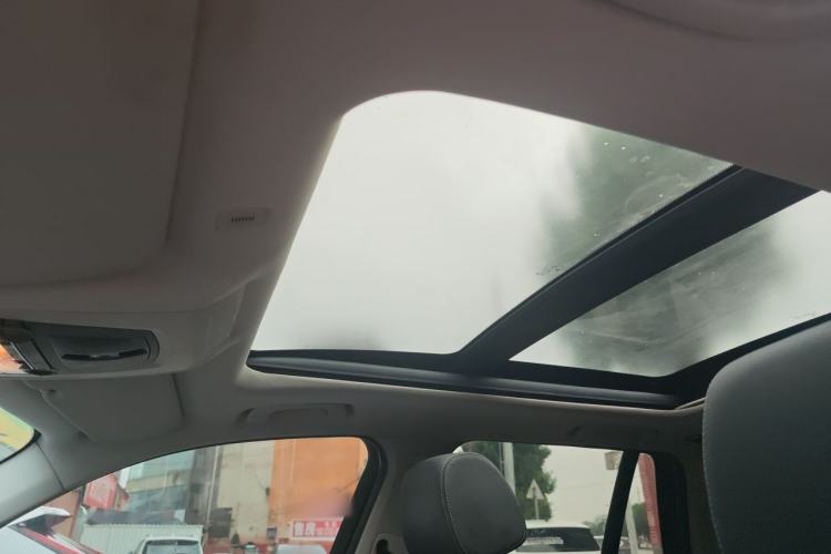 Used BMW X3 2013 xDrive28i Leading Model Headliner