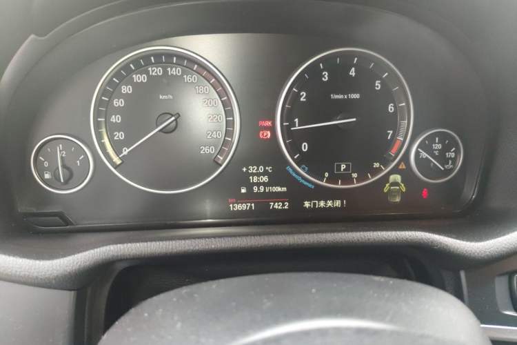 Used BMW X3 2013 xDrive20i Luxury Edition Instrument Cluster