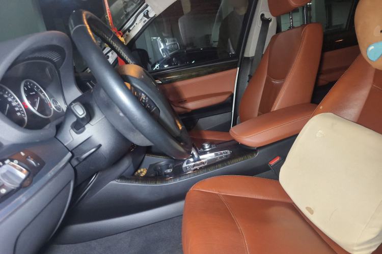Used BMW X3 2013 xDrive20i Luxury Edition Left Front Seat