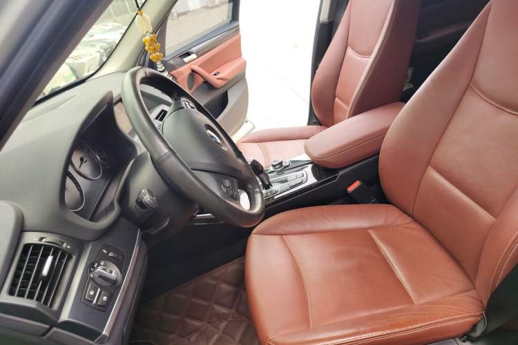 Used BMW X3 2013 Facelifted xDrive20i Luxury Edition Left Front Seat