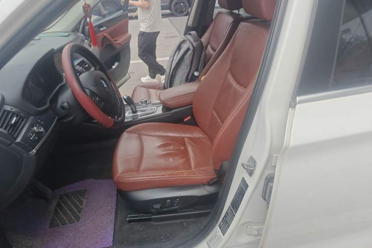 Used BMW X3 2013 xDrive20i Luxury Edition Left Front Seat