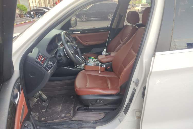 Used BMW X3 2013 xDrive20i Luxury Edition Left Front Seat